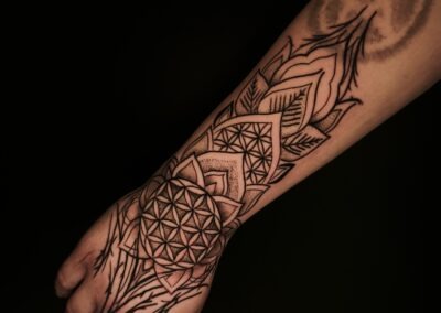 tattoo halle saale arm motiv ornamente