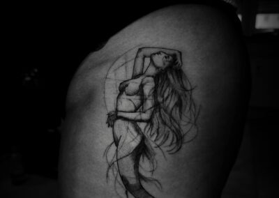 tattoo halle saale arm motiv meerjungfrau